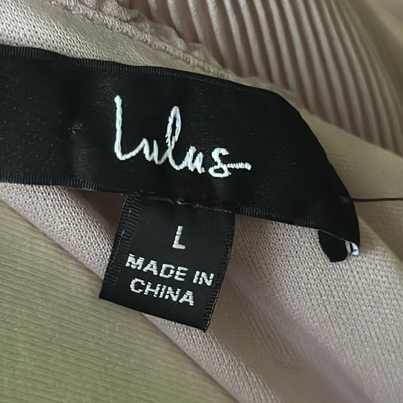 Lulu's 'Lovely Endings' Dusty Lilac One-Shoulder Pleated Maxi Dress, size Large - Picture 10 of 11